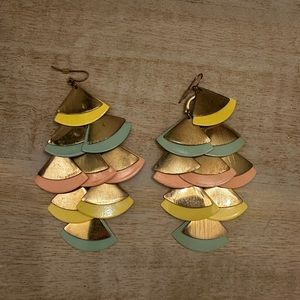 Pastel metal bedangly earrings